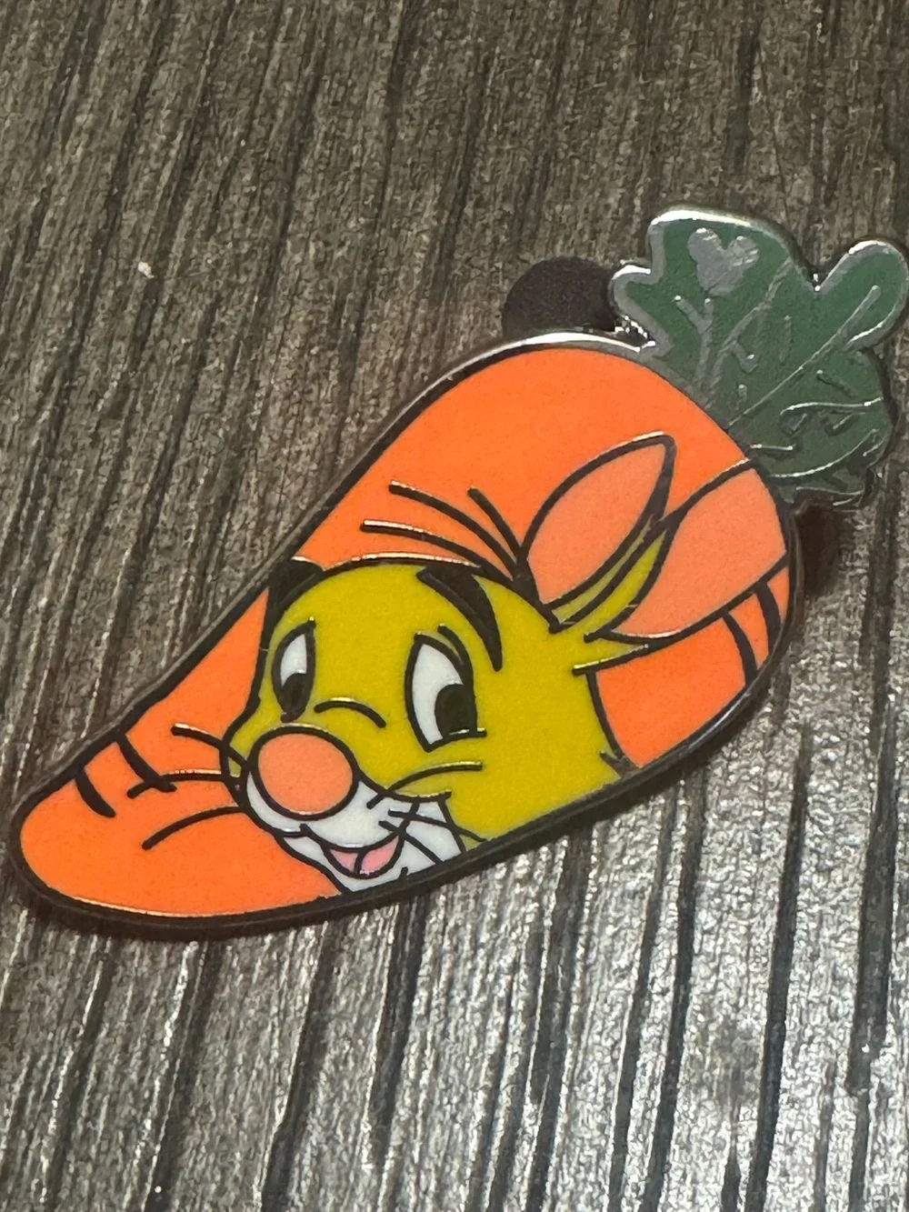 5/$25 Disney Winnie the Pooh Rabbit Carrot Pin